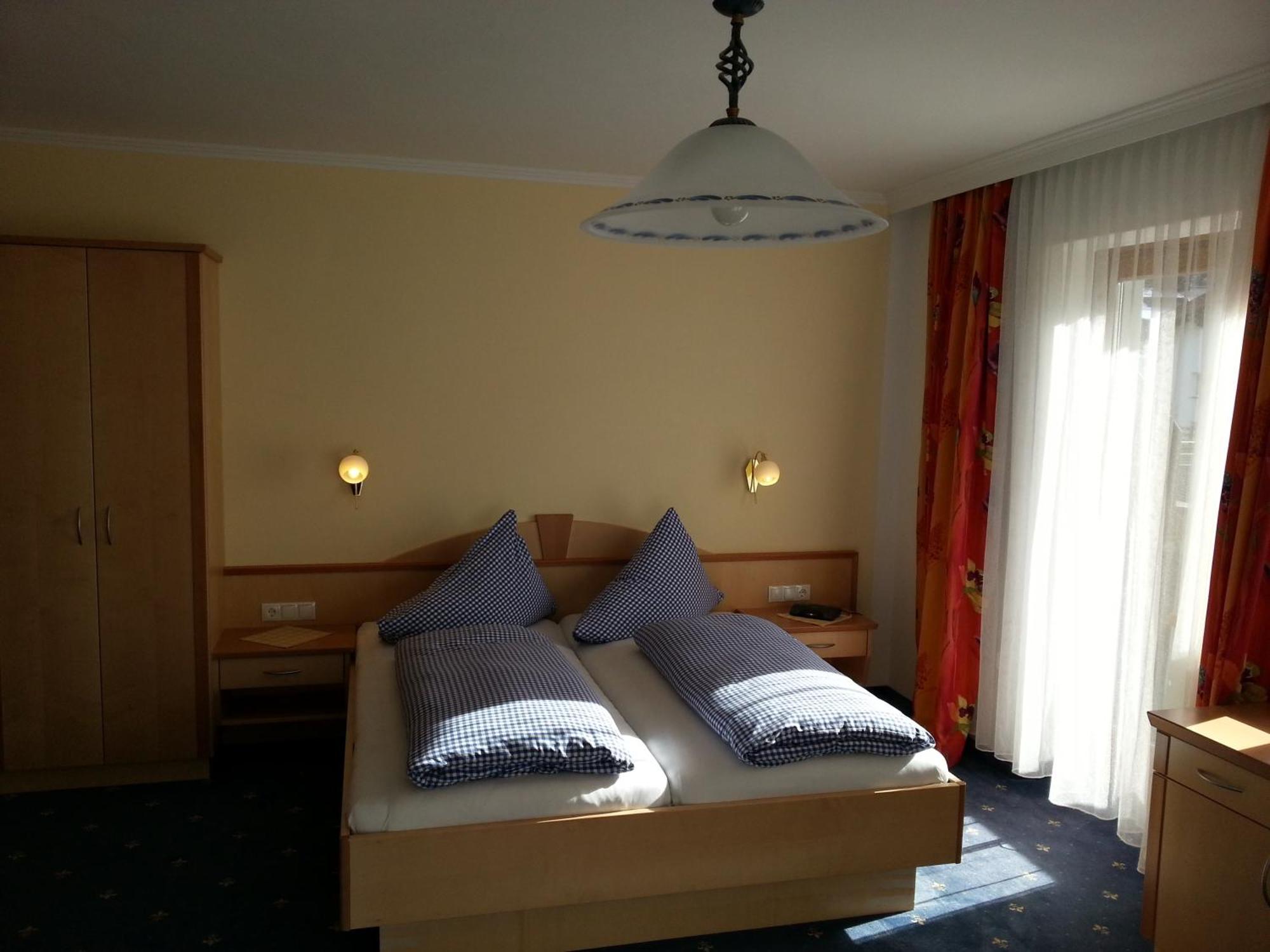 Pension Rieder Kaprun Pokoj fotografie